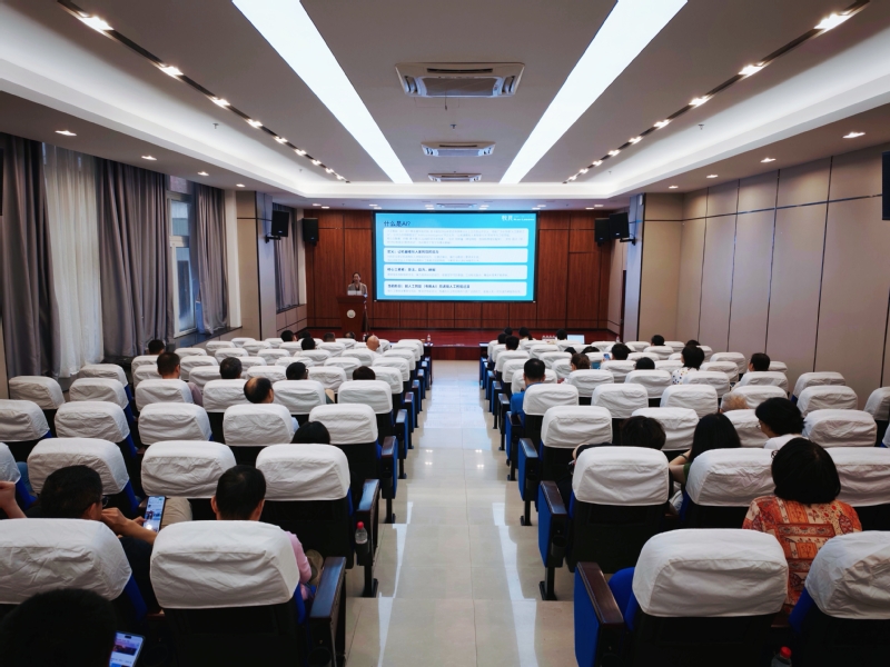 智启动医新征程 思辨AI未来路——兽医学院邀请顾颖女士开展专题讲座